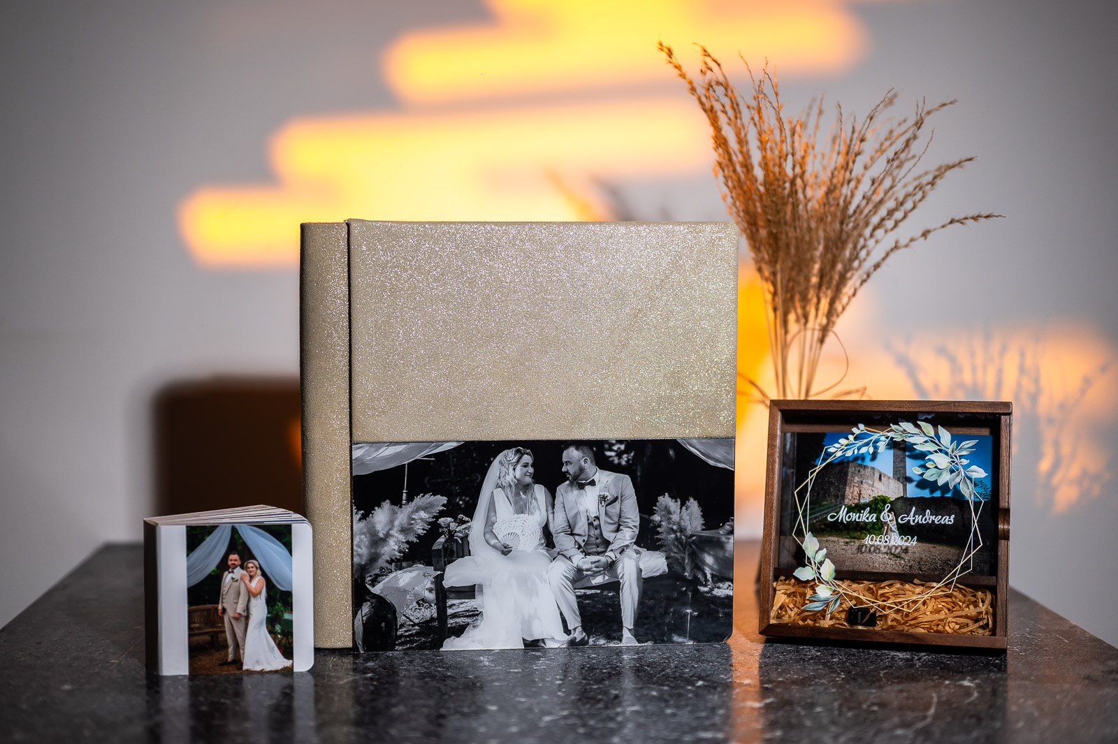 Albume foto Bucuresti – album glitter cu fotografie pe copertă și cutie din lemn personalizată